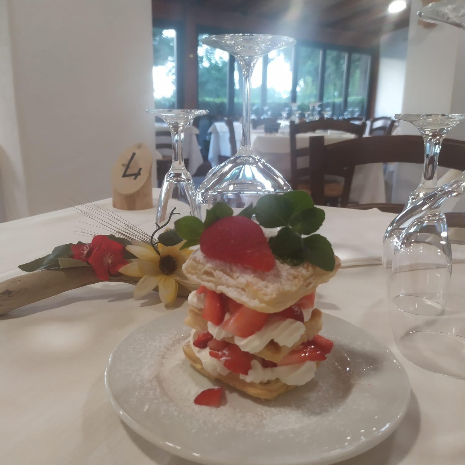 Hotel Ristorante Le Querciolaie Dei Ricci Фонтебланда Екстер'єр фото